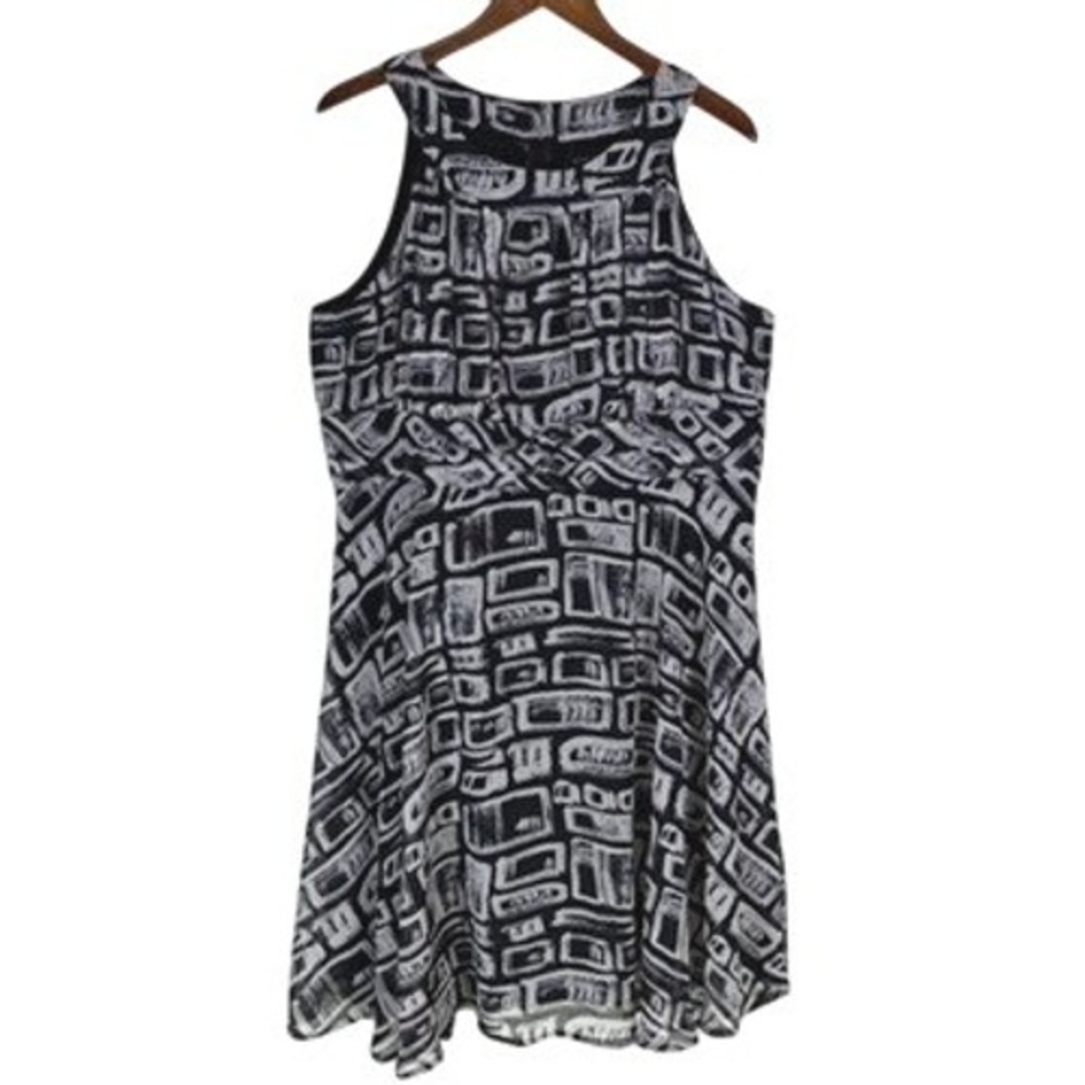 Voir‎ Voir Women's Fit & Flare Dress Size 16 Black White Geometric Pin up Chic